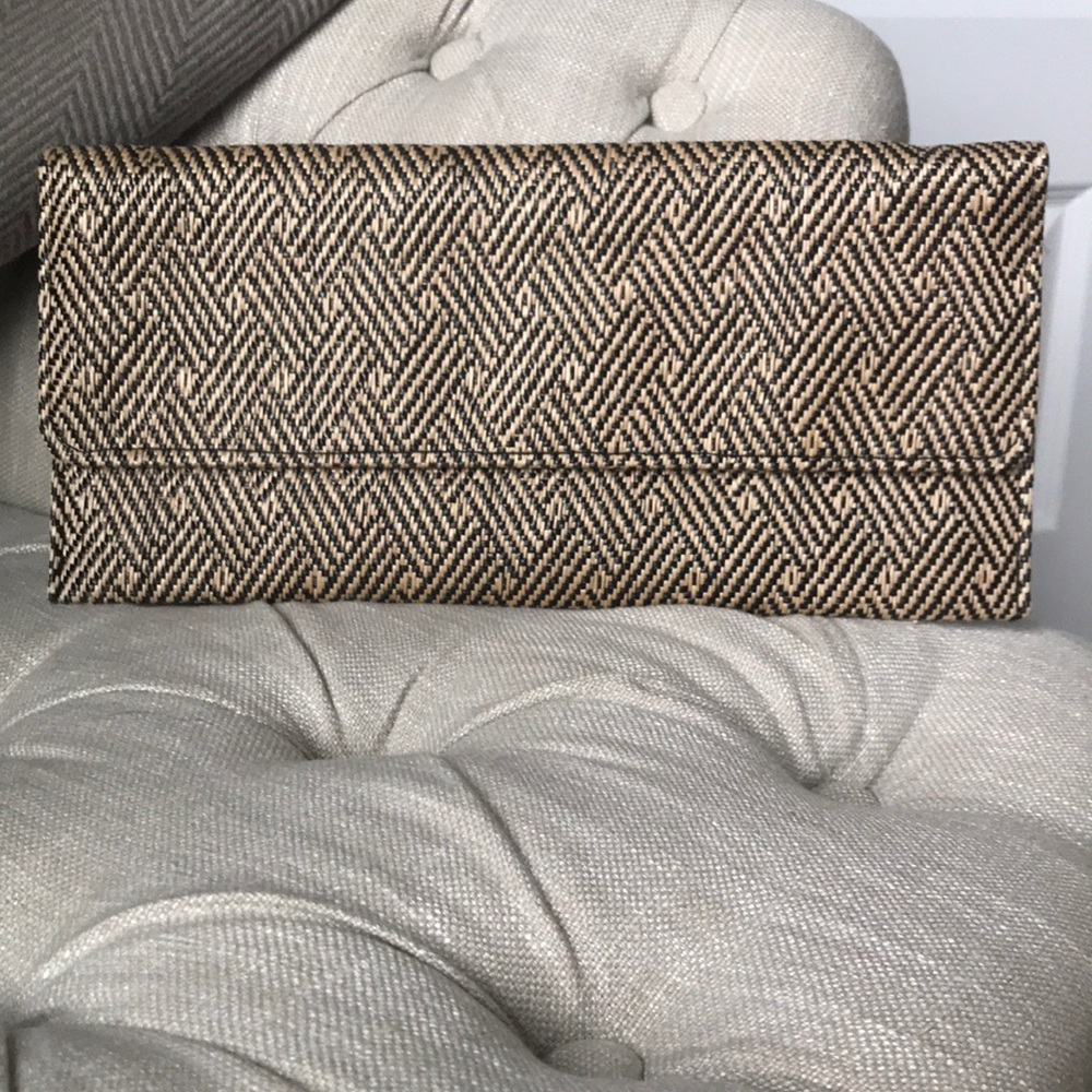 Straw clutch beige, with chain
